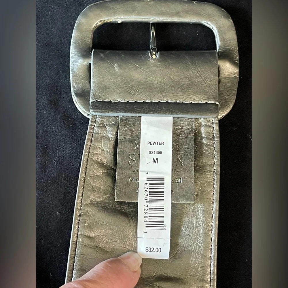 Vintage Steve Madden silver pleather belt